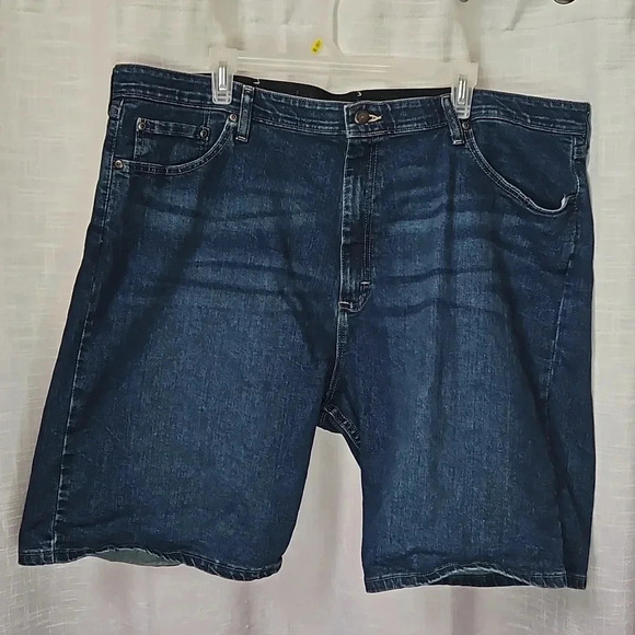 WRANGLER SHORTS - Picture 1 of 5
